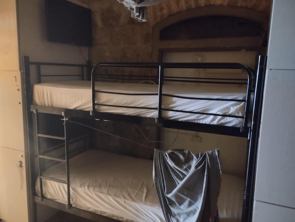 Capsules & Dormitory Bh 예루살렘 외부 사진